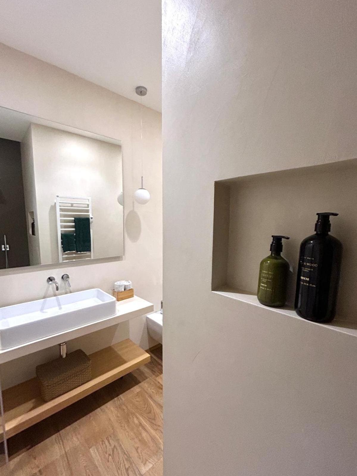 Voltaottosuite - Comfort And Elegance In Moscova Milan Luaran gambar